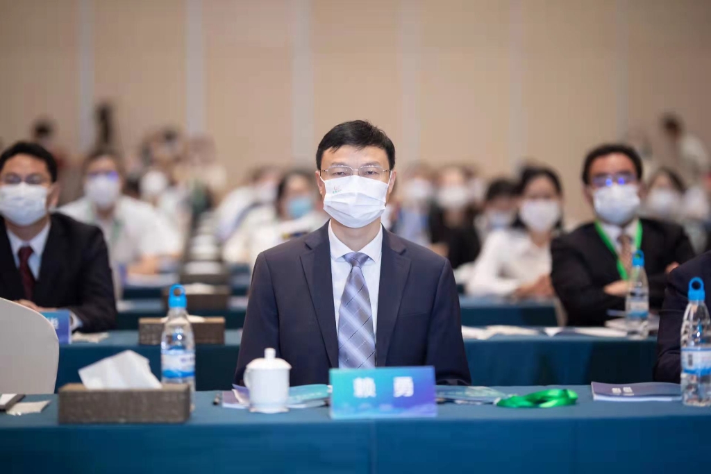 雲南省委宣傳部新聞辦專職副主任賴勇