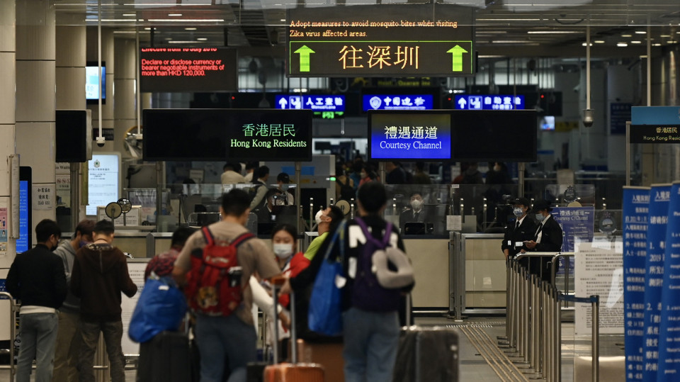 e2e65cc187fb43d48d5b481f233b1a75