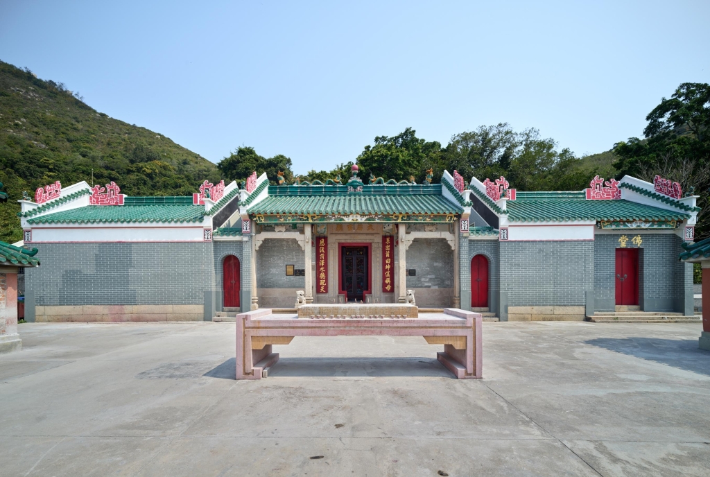 佛堂门天后古庙及香港中华基督教青年会两座建筑列为法定古迹