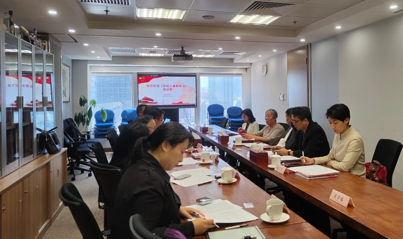 东江纵队历史研究会尹小平会长讲述父辈作为东江纵队政委艰难抗战的故事，希望香港社会能更多认识、正视，从而利用好本港红色教育资源