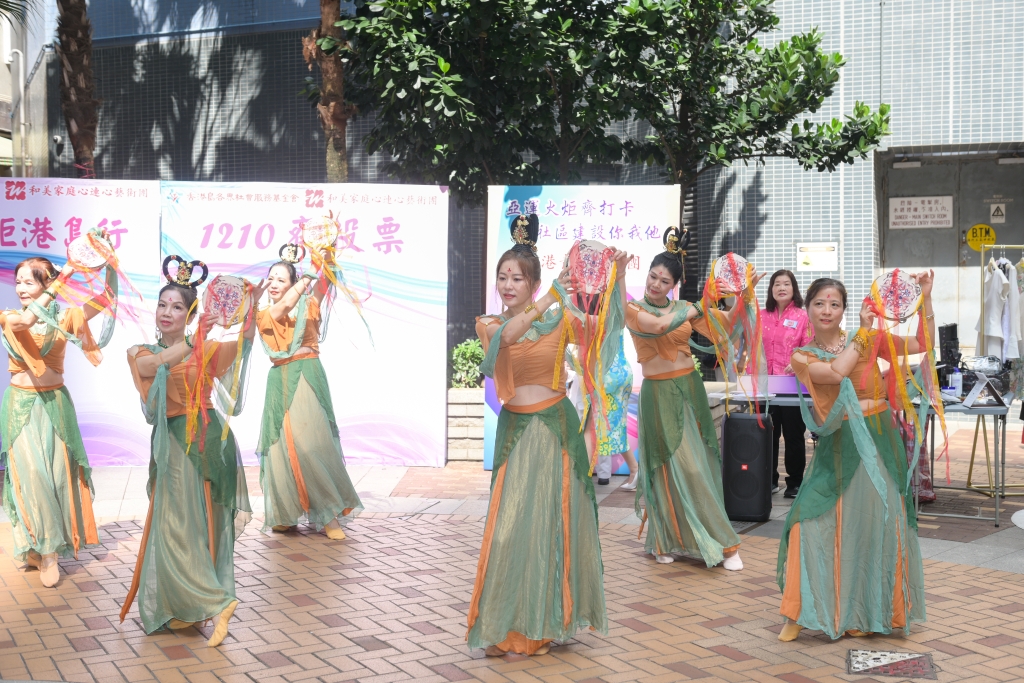 åç¾å®¶åº­å¿é£å¿èè¡åè¡¨æ¼äºãæ¦çé´é¼èãããæè¢èãç­å¯ä¸­è¯æååç´&nbsp;çç¯ç®1_DSC_4761