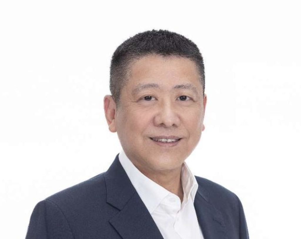 来论|阎伟宁:两地全面通关 增民心振经济促发展