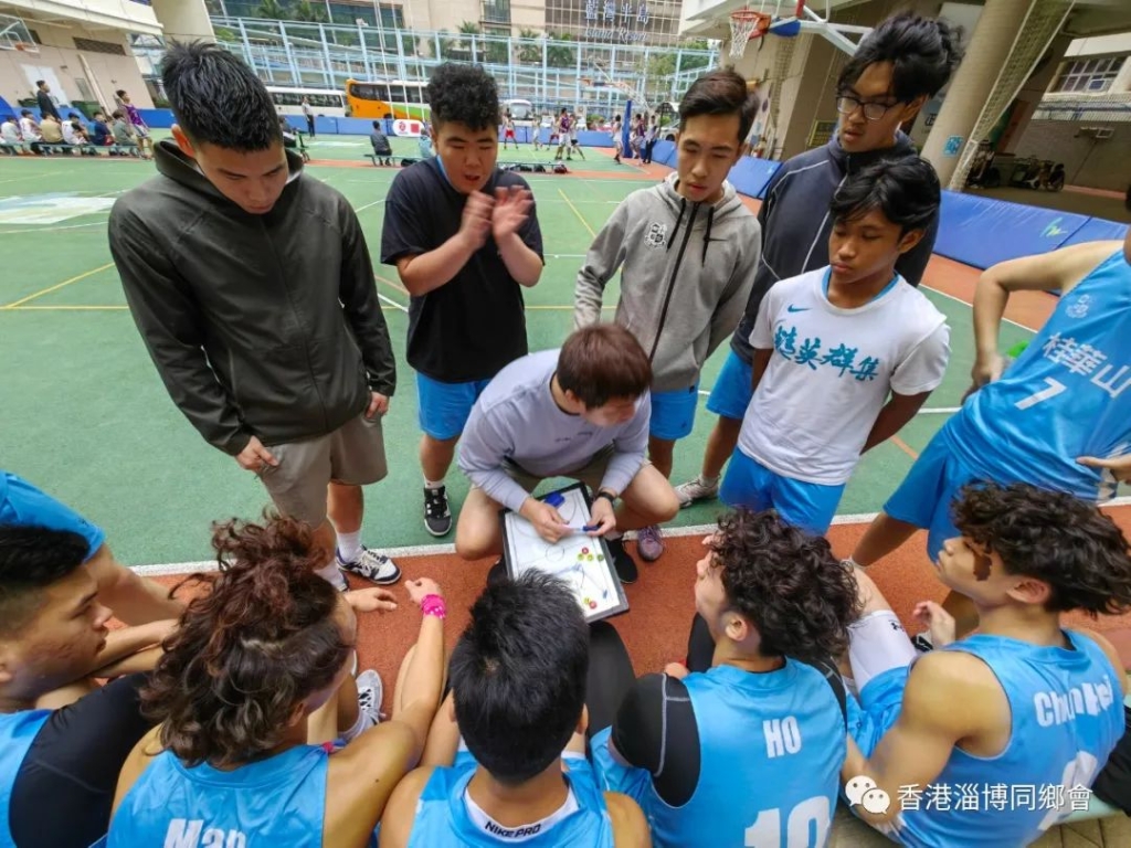 桂華山中學能奪得小組冠軍離不開球員與教練的齊心協力
